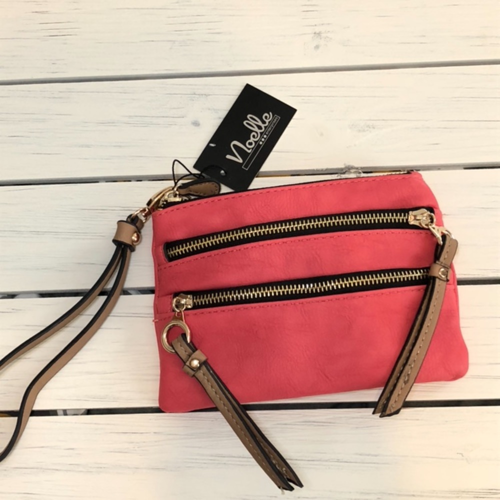 Noelle Pink Zipper Wristlet NWT